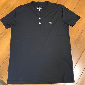 A&F black muscle tee